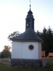 pohled zprava