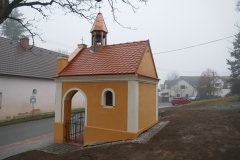 pohled zezadu zprava