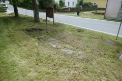 vykopané zdivo kaple - pohled zezadu zleva
