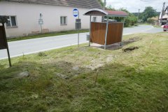 vykopané zdivo kaple - pohled zezadu zprava