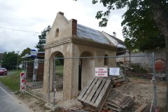 pohled zepředu zprava