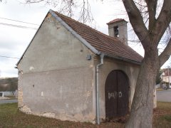 pohled zezadu zleva