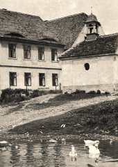 historické foto kaple na návsi