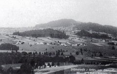 historické foto kaple (dole uprostřed)