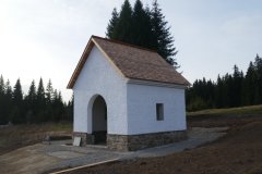 pohled zepředu zprava