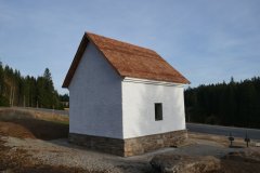 pohled zezadu zleva