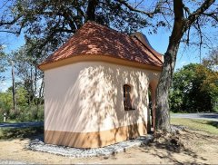 slavnostní svěcení obnovené kaple - pohled zezadu zleva