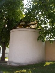 pohled zezadu zleva