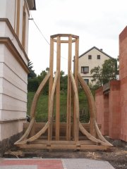 nový krov báně věže