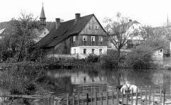 historické foto kaple (v pozadí)