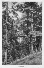 kaple na dobové pohlednici