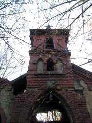 věž zepředu