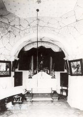 historické foto interiéru kaple