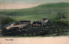 dobová pohlednice s motivem klášterního areálu