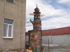 pohled zezadu zleva