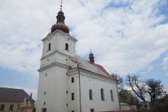 pohled zepředu zprava