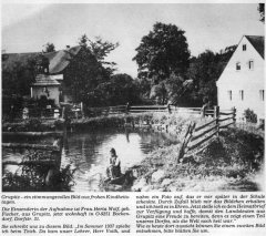 historické foto kaple (vlevo za rybníkem)