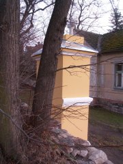 pohled zezadu zleva