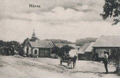 dobová pohlednice s motivem kaple
