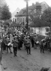 historické foto kaple (vpravo)