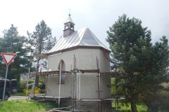 pohled zezadu zprava