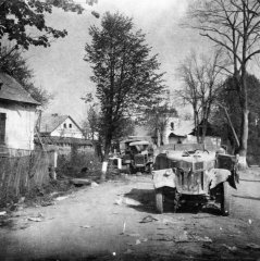 historické foto kaple (v pozadí)