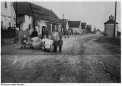 historické foto kaple (vpravo)