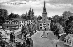 dobová pohlednice poutního areálu (kaple zcela vpravo)