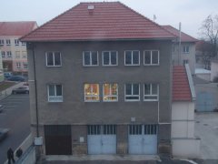 pohled zprava - z patra Mendelovy SŠ