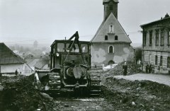 bourání kaple