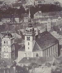 zvonice s děkanským kostelem