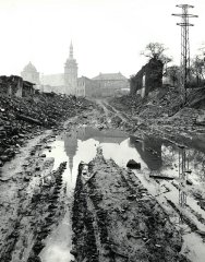 historické foto zvonice a děkanského kostela