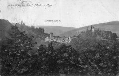 dobová pohlednice hradu s kaplí