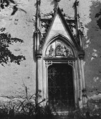 vchod do kaple