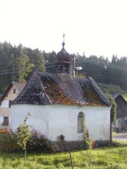 pohled zezadu zleva