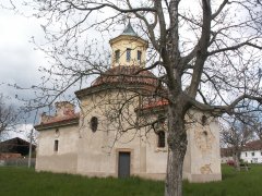 pohled zezadu zprava