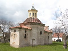 pohled zezadu zleva