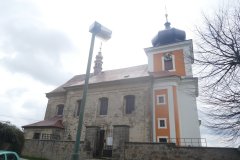 pohled zleva