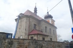 pohled zezadu zleva