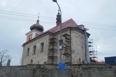 pohled zezadu zprava