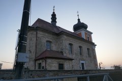 pohled zezadu zleva