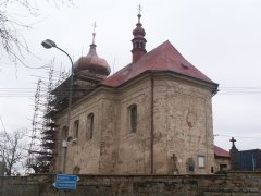 pohled zezadu zprava - oprava věže