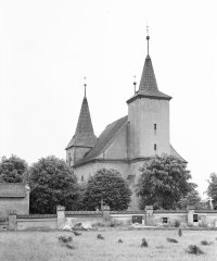 starší foto kostela