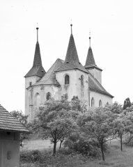 starší foto kostela