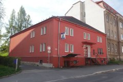 pohled zepředu zleva