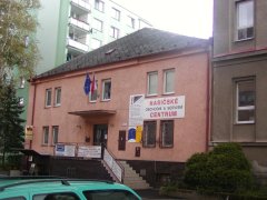 pohled zepředu zprava