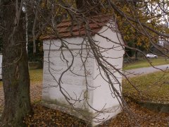 pohled zezadu zprava