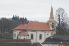 pohled zleva