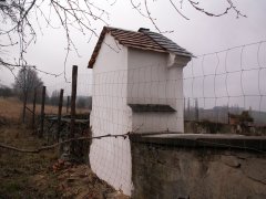 pohled zezadu zleva