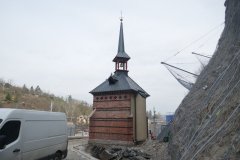 pohled zezadu zprava